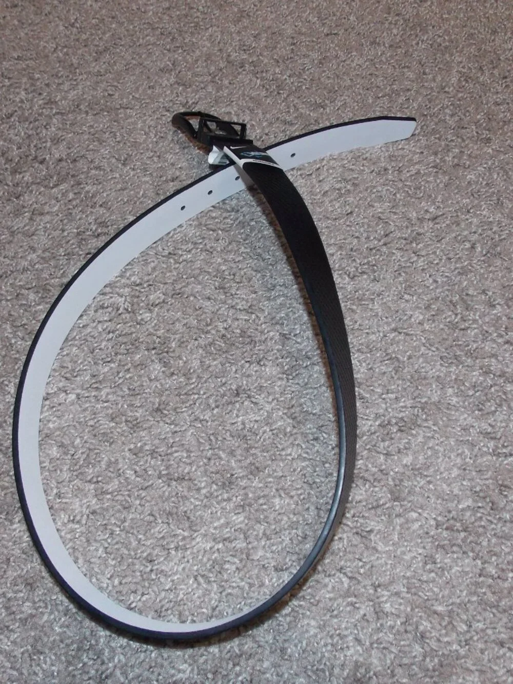 NWT-Nike Men's Carbon Fiber Textured Reversible Belt Sz 34